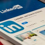 Top 4 Resume Tips for LinkedIn