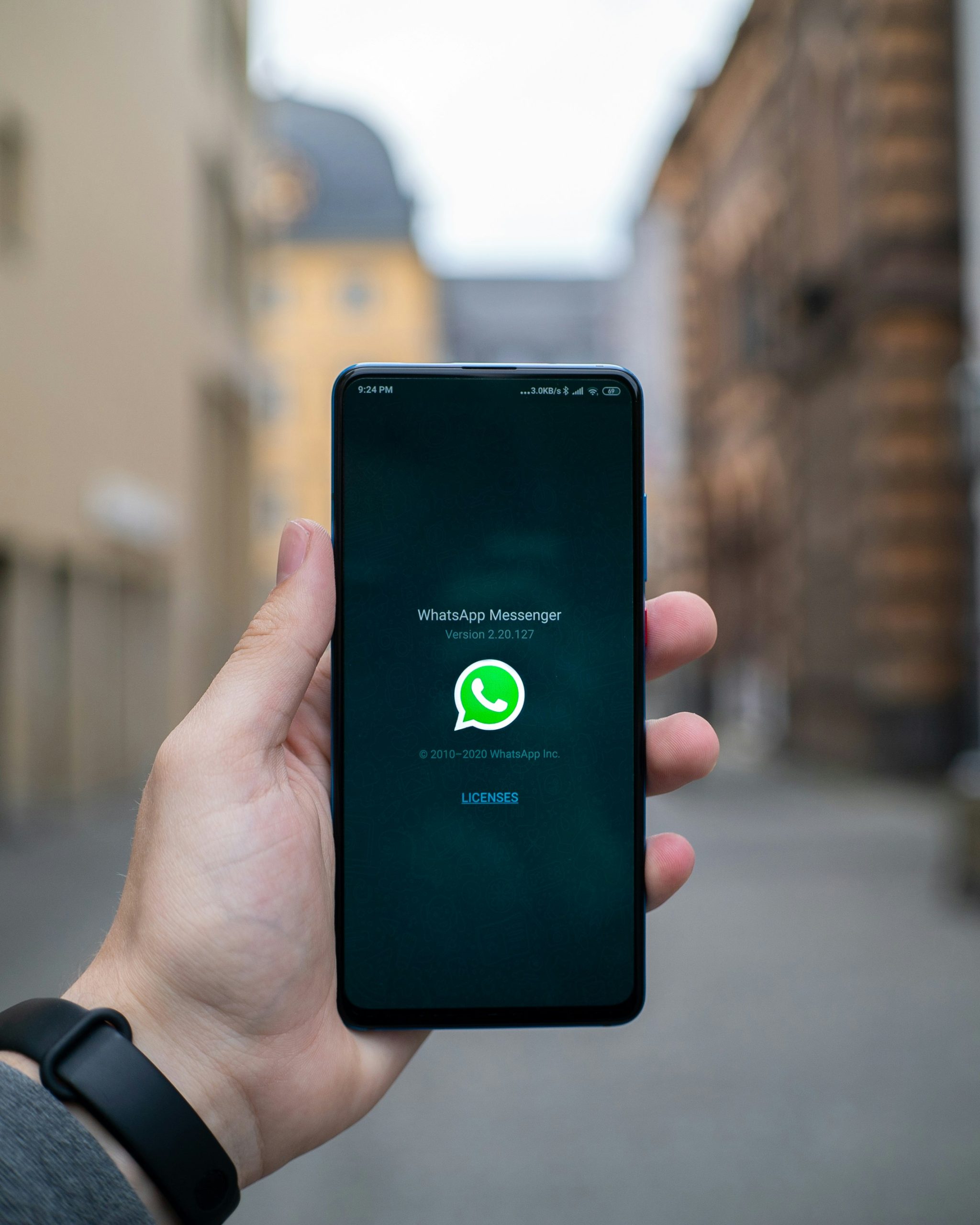 How to Remove Blue Tick from WhatsApp on Android Devices
